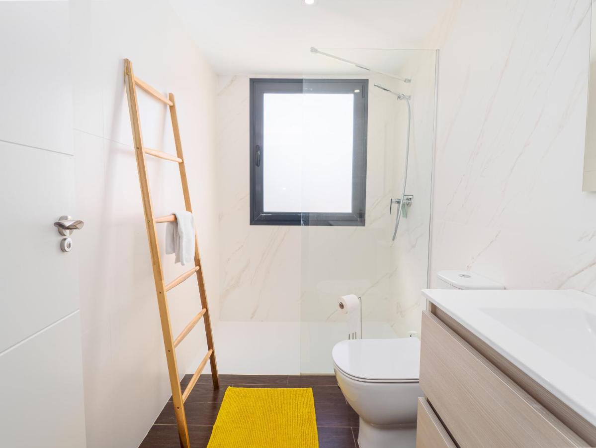 2306 - Brand New Apt, Walking Distance To Beach! カサーレス エクステリア 写真