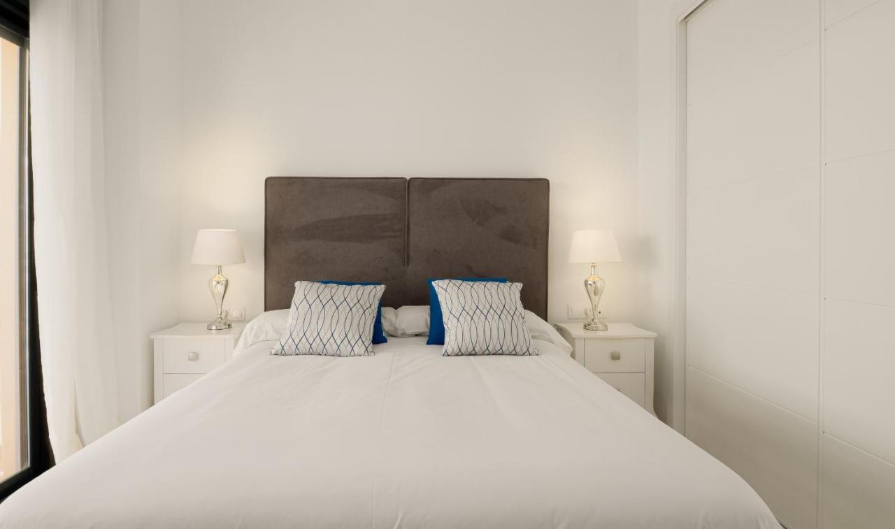 2306 - Brand New Apt, Walking Distance To Beach! カサーレス エクステリア 写真